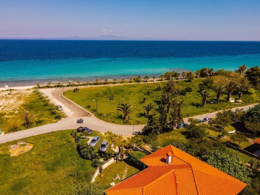 The Bright House By The Sea Villa Afytos Dış mekan fotoğraf