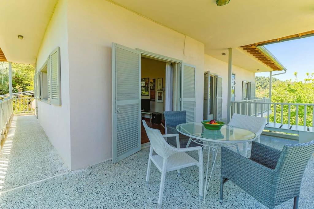 The Bright House By The Sea Villa Afytos Dış mekan fotoğraf